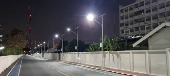 ผลงานติดตั้งเสาไฟโซล่าเซลล์แบบแยกตู้แยกแผง